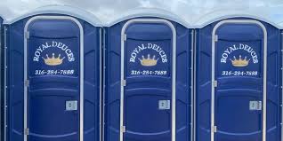 Best Deluxe Portable Toilet Rental  in Aurora, CO